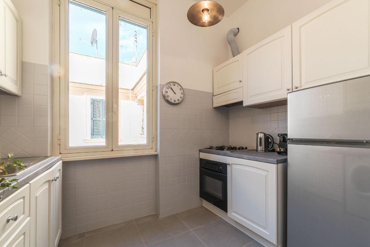 Lively Roma Trastevere Renovated Apartment - Fromhometorome Extérieur photo